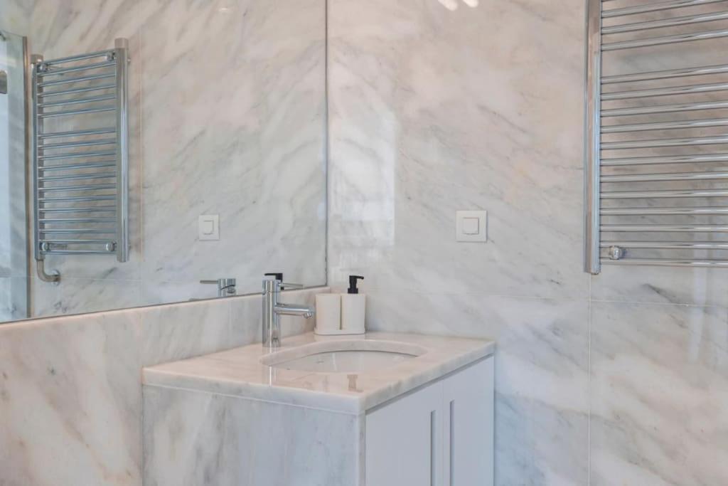 Campolide 2 Bedroom Delight By Innkeeper Lisbon Luaran gambar