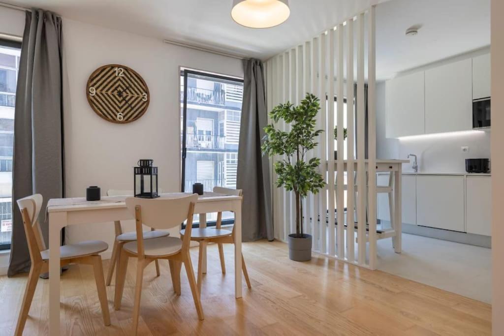 Campolide 2 Bedroom Delight By Innkeeper Lisbon Luaran gambar